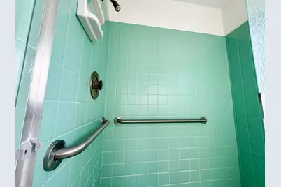 8469 Hollow Oaks Court, Sacramento, CA 95828 - Photo 24