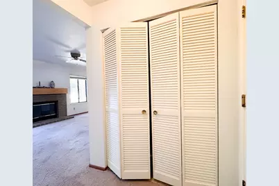 8469 Hollow Oaks Court, Sacramento, CA 95828 - Photo 30