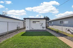 1013 W Santa Fe Ave, Merced, CA 95340 - Photo 6