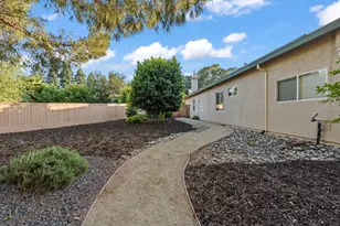 1681 Laporte, Roseville, CA 95747 - Photo 32