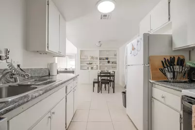 3026 Olive Glen Court, Sacramento, CA 95828 - Photo 2