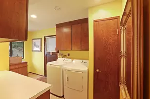 17220 Holiday Dr, Morgan Hill, CA 95037 - Photo 46