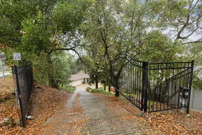 17220 Holiday Drive, Morgan Hill, CA 95037 - Photo 12