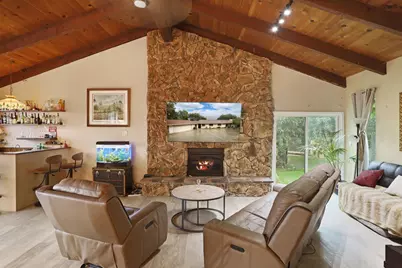 17220 Holiday Drive, Morgan Hill, CA 95037 - Photo 24