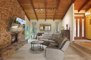 17220 Holiday Dr, Morgan Hill, CA 95037 - Photo 26