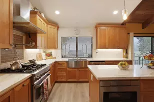 17220 Holiday Dr, Morgan Hill, CA 95037 - Photo 38