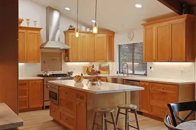17220 Holiday Drive, Morgan Hill, CA 95037 - Photo 36