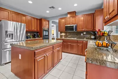 1242 Tulloch Drive, Tracy, CA 95304 - Photo 10