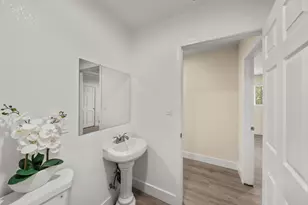 5817 Wilkinson St, Sacramento, CA 95824 - Photo 26