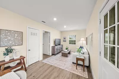 5817 Wilkinson Street, Sacramento, CA 95824 - Photo 12