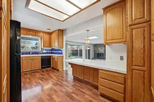 2001 Maryal Dr, Sacramento, CA 95864 - Photo 44