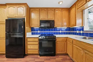 2001 Maryal Dr, Sacramento, CA 95864 - Photo 46