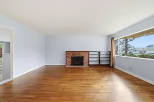 2001 Maryal Dr, Sacramento, CA 95864 - Photo 32