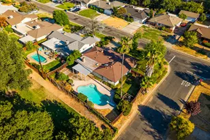 2001 Maryal Dr, Sacramento, CA 95864 - Photo 16