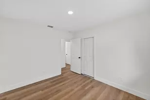 7717 Valley Wood Dr, Sacramento, CA 95828 - Photo 30