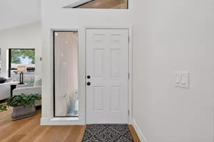 7717 Valley Wood Dr, Sacramento, CA 95828 - Photo 12