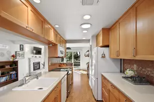 2318 Elendil Ln, Davis, CA 95616 - Photo 14