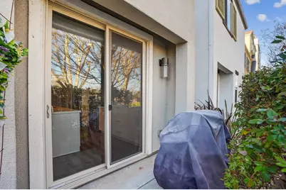 493 Tailoff Lane, Sacramento, CA 95818 - Photo 28