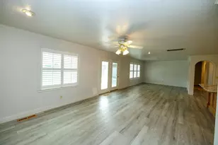 1912 Kendall Ave, Modesto, CA 95355 - Photo 12