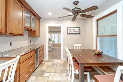 6033 Mariposa Avenue, Citrus Heights, CA 95610 - Photo 6