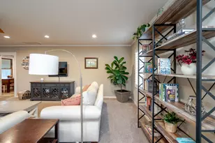 6033 Mariposa Ave, Citrus Heights, CA 95610 - Photo 12