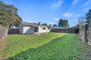 1180 Forestwood Dr, Yuba City, CA 95991 - Photo 12