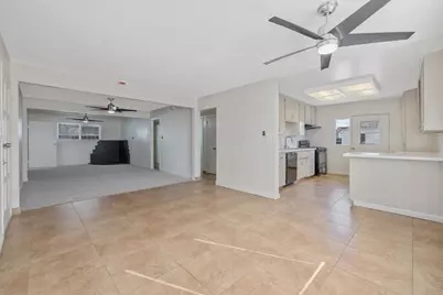 1432 N Locust Street, Visalia, CA 93291 - Photo 8