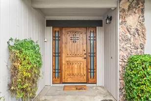 8085 Cammeray Dr, Citrus Heights, CA 95610 - Photo 6