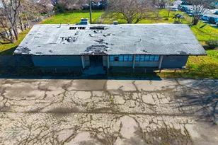 1807 E 10th St, Stockton, CA 95206 - Photo 2