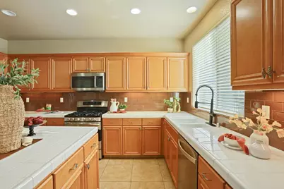 5948 Pebblestone Way, Stockton, CA 95219 - Photo 16