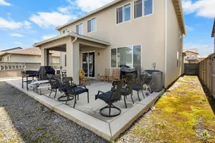 1435 Peterson Dr, Woodland, CA 95776 - Photo 24