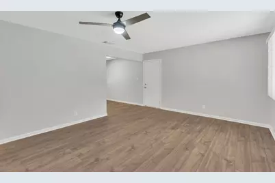 5720 Riverside Boulevard, Sacramento, CA 95822 - Photo 36