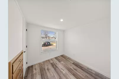 E Gum Avenue #36, Woodland, CA 95776 - Photo 10