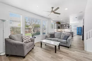 36 Holden Ct, Sacramento, CA 95835 - Photo 12