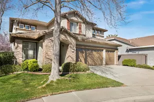 36 Holden Ct, Sacramento, CA 95835 - Photo 2