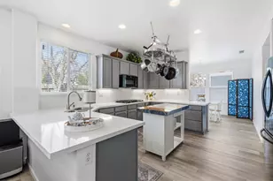 36 Holden Ct, Sacramento, CA 95835 - Photo 14