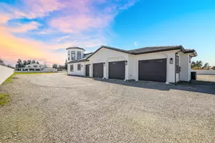 9013 Deleon Ct, Elk Grove, CA 95624 - Photo 14