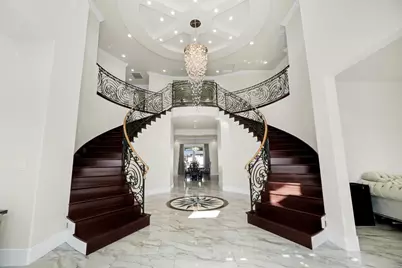 9013 Deleon Court, Elk Grove, CA 95624 - Photo 38