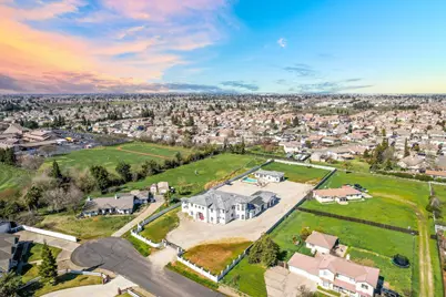 9013 Deleon Court, Elk Grove, CA 95624 - Photo 90
