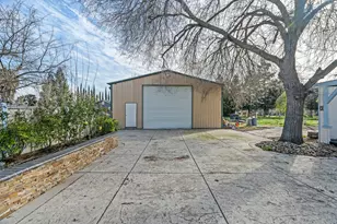3824 Sunny Rd, Stockton, CA 95215 - Photo 18