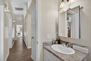 5267 Jacinto Ave, Sacramento, CA 95823 - Photo 24