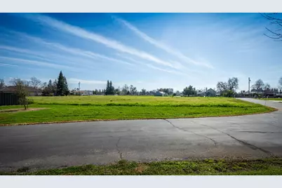 10685 Halfway Road, Elk Grove, CA 95624 - Photo 16