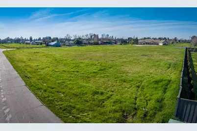 10685 Halfway Road, Elk Grove, CA 95624 - Photo 14