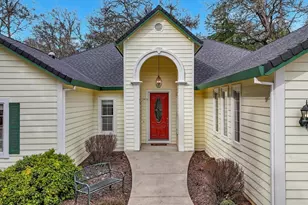 19276 Jayhawk Dr, Penn Valley, CA 95946 - Photo 2