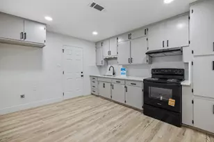 2252 S Eunice Ave, Fresno, CA 93706 - Photo 12