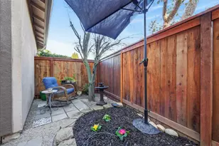 140 Blue Bonnet Ct, Roseville, CA 95661 - Photo 32