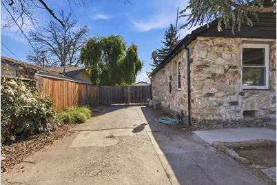 7560 Baird Way, Citrus Heights, CA 95610 - Photo 16