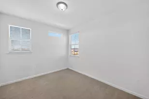 7450 Clear Lake Aly, Sacramento, CA 95829 - Photo 50