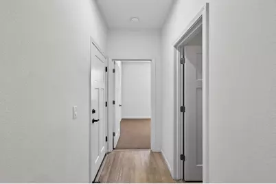 7450 Clear Lake Alley, Sacramento, CA 95829 - Photo 18
