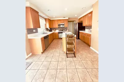 323 Autumn Rain Drive, Lathrop, CA 95330 - Photo 10